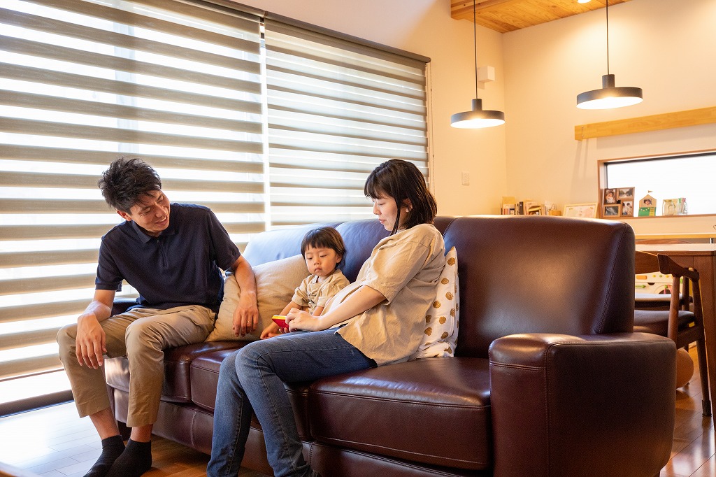 開放的な吹き抜けとリビングがお気に入り。たくさんこだわって快適な家ができました。 画像